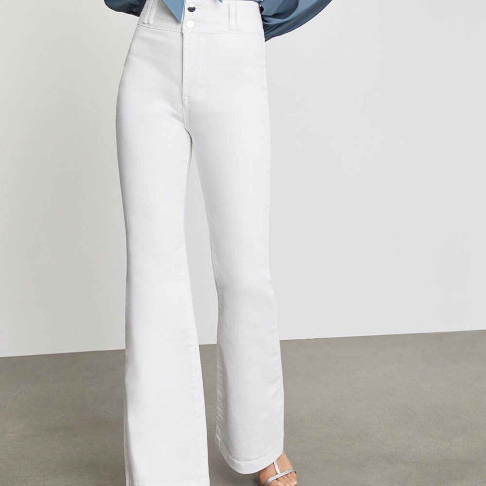 White BCBGMaxAzria wide leg jeans